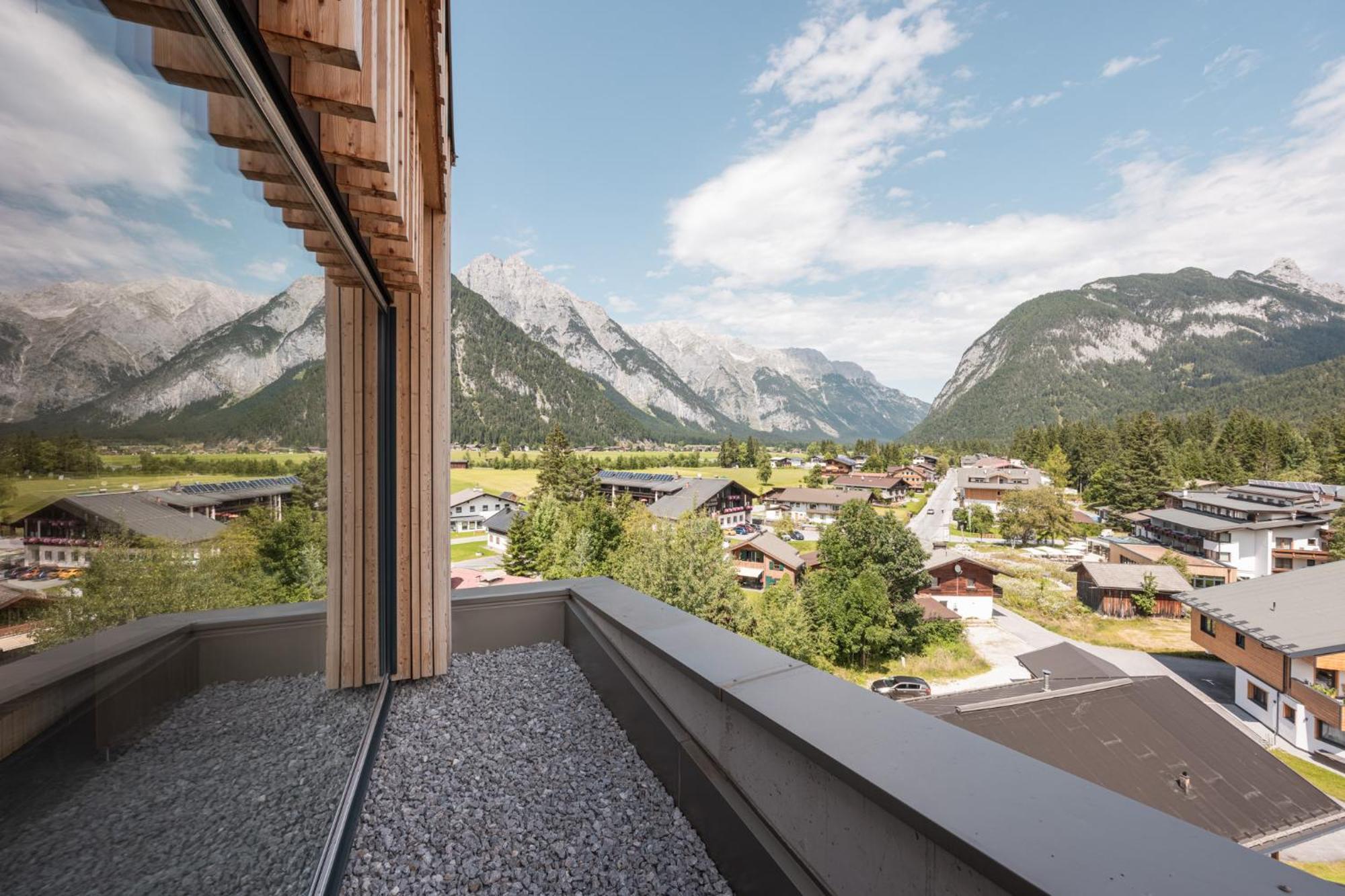 Hotel Kristall - Herzensmomente (Adults Only) Leutasch Esterno foto