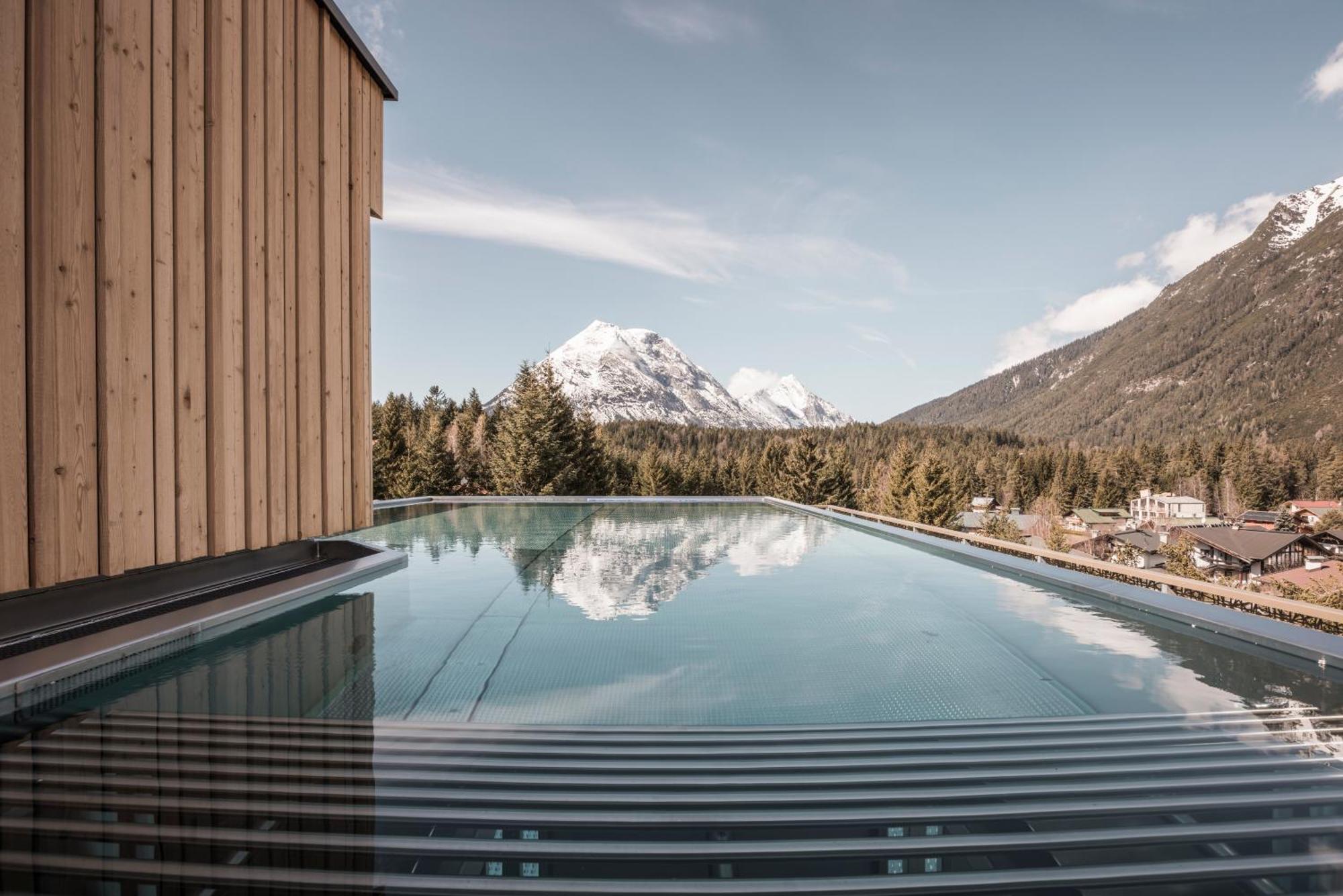 Hotel Kristall - Herzensmomente (Adults Only) Leutasch Esterno foto